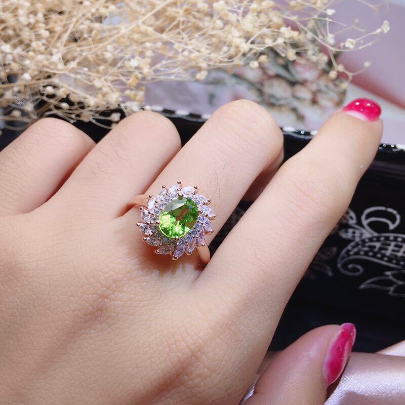 S925 Silver Gilded Peridot Jewelry Set – 4-Piece